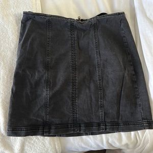 PacSun skirt size 28